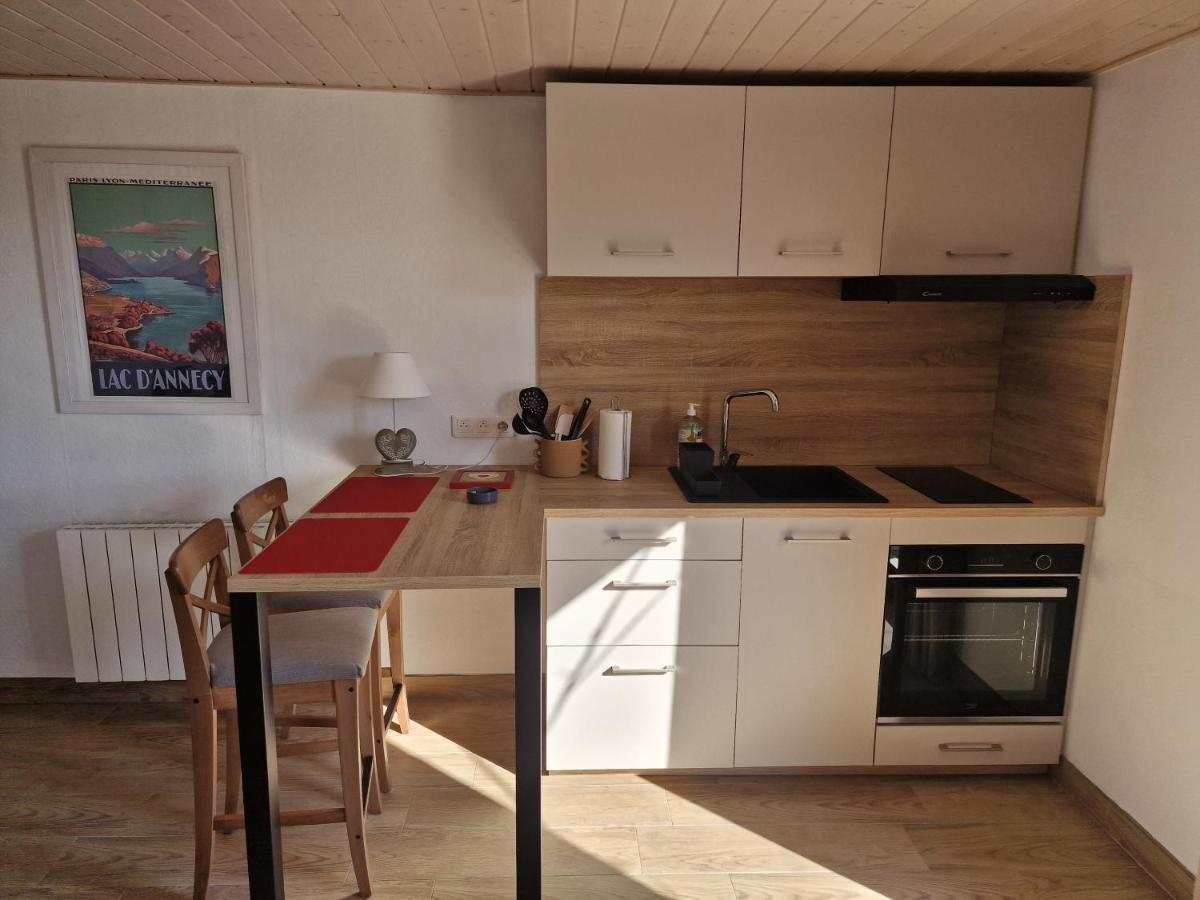 Studio Bellevue Appart Independant Renove 2024 Piscine Parking Proche Centre Annecy Poisy Exterior foto